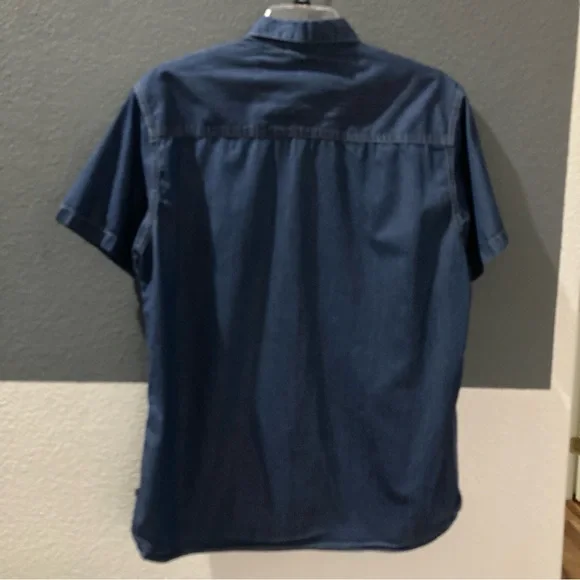 HAGGAR Men's Blue Denim Shirt - Picture 3 of 6